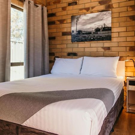 Abacus Motel Mount Isa Buitenkant foto