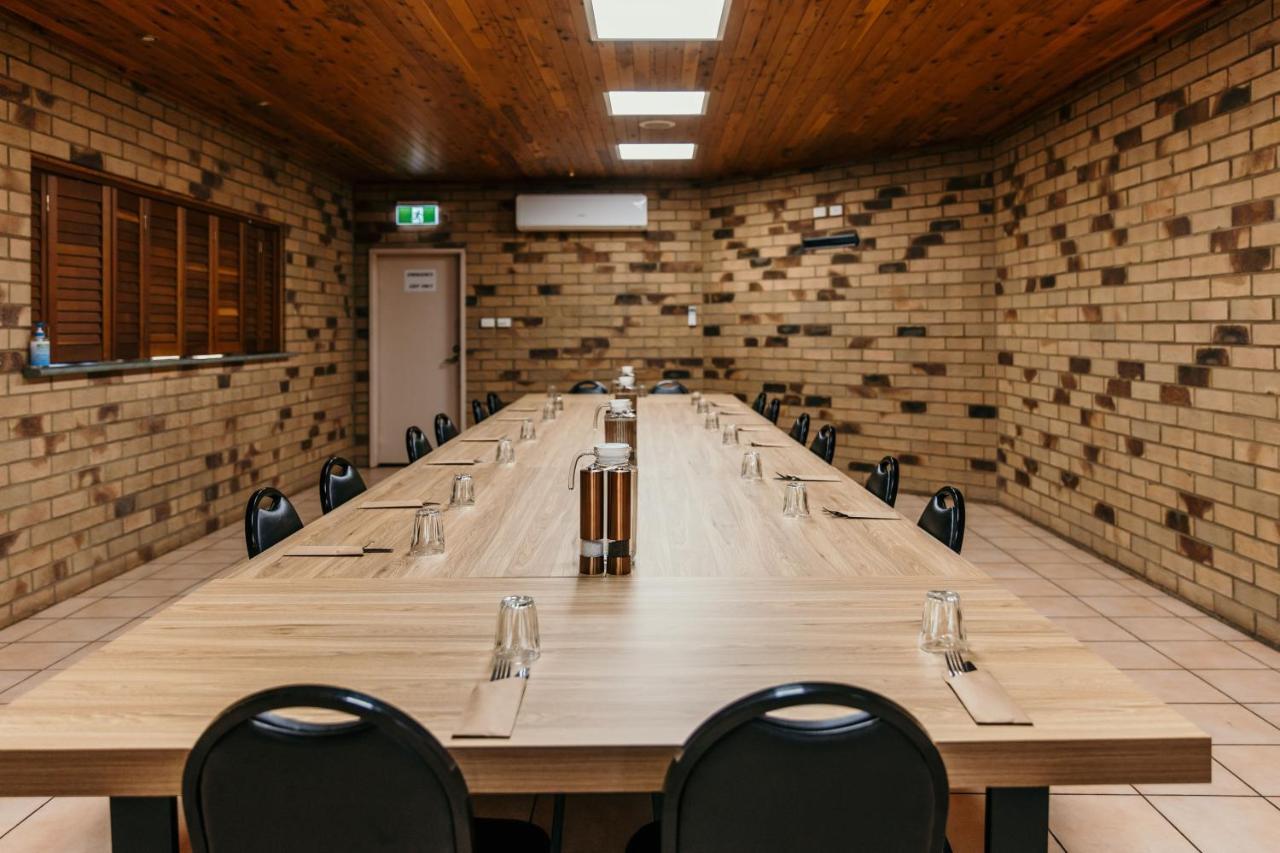 Abacus Motel Mount Isa Buitenkant foto
