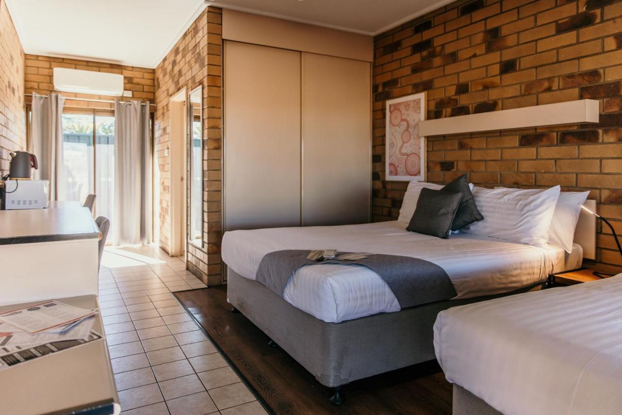 Abacus Motel Mount Isa Buitenkant foto