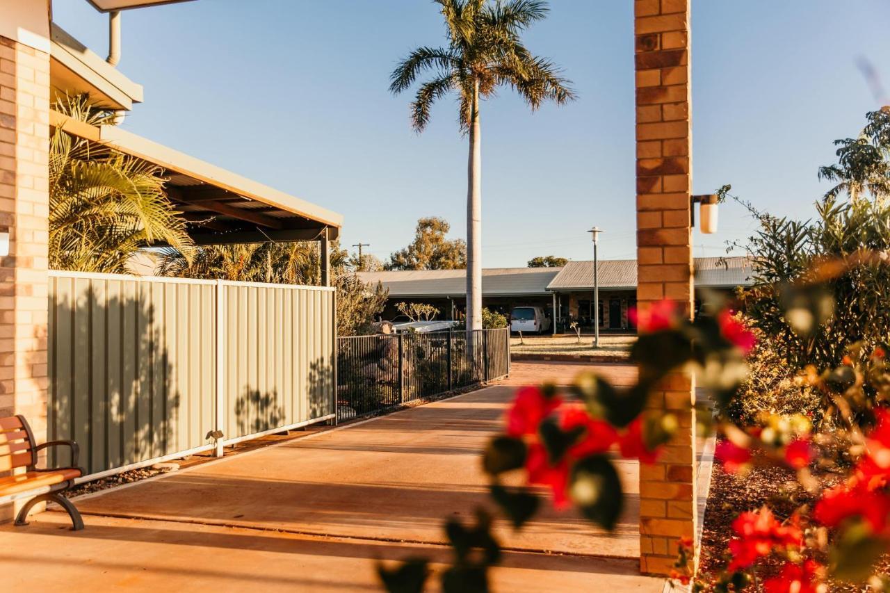 Abacus Motel Mount Isa Buitenkant foto