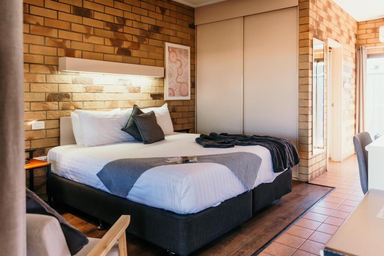 Abacus Motel Mount Isa Buitenkant foto